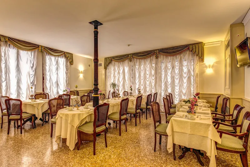 Restaurant, Bella Venezia, Venice
