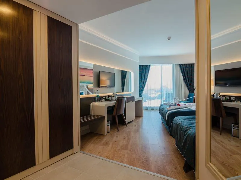 FAMILY ROOM STANDARD Room, The Lumos Deluxe Resort Hotel & Spa, Antalya