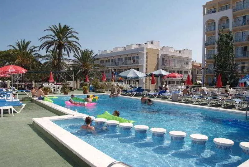 Pool, Hostal Gami, Majorca