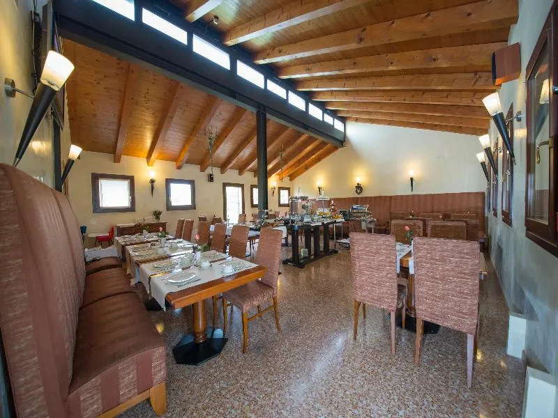 Restaurant, Venice Resort Airport Hotel, Venice