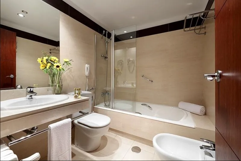 DOUBLE SINGLE USE STANDARD Room, Eurostars Palacio Santa Marta, Madrid
