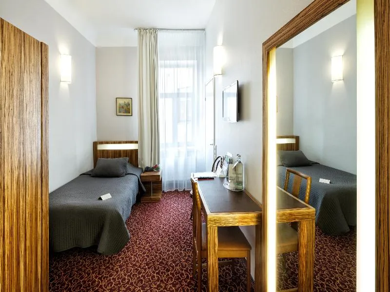 SINGLE STANDARD Room, City Hotel Teater, Riga