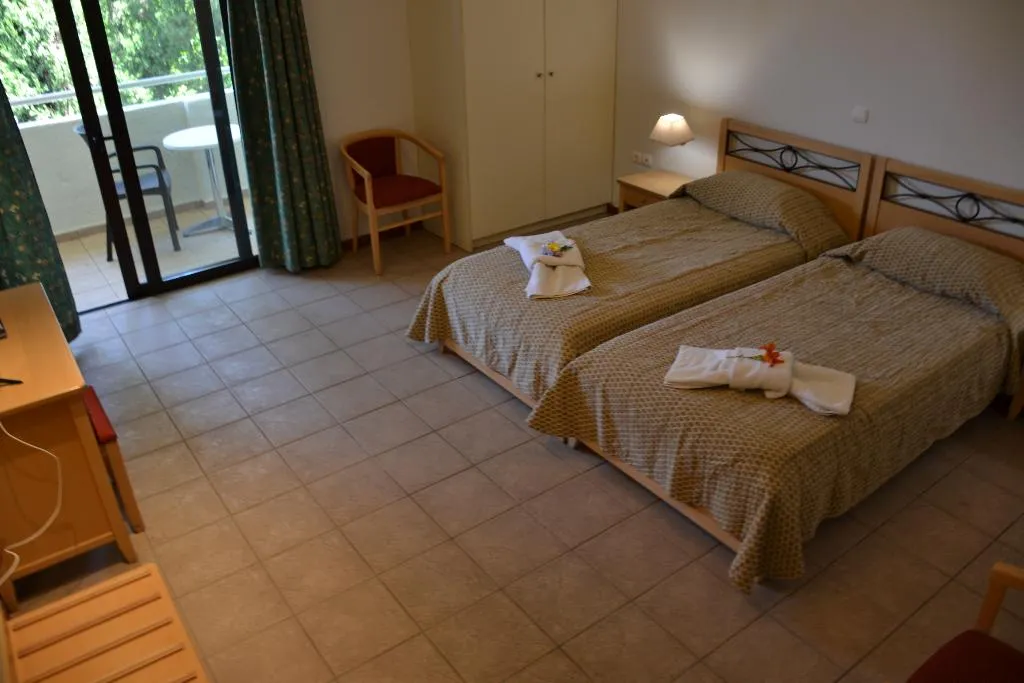 Double or Twin LAND VIEW Room, Dassia Holiday Club, Corfu