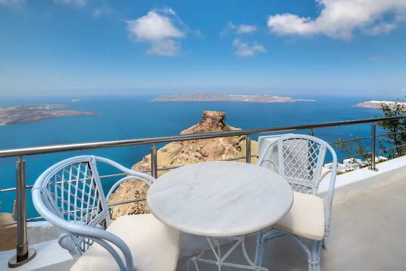 General view, Pearl on the Cliff, Santorini