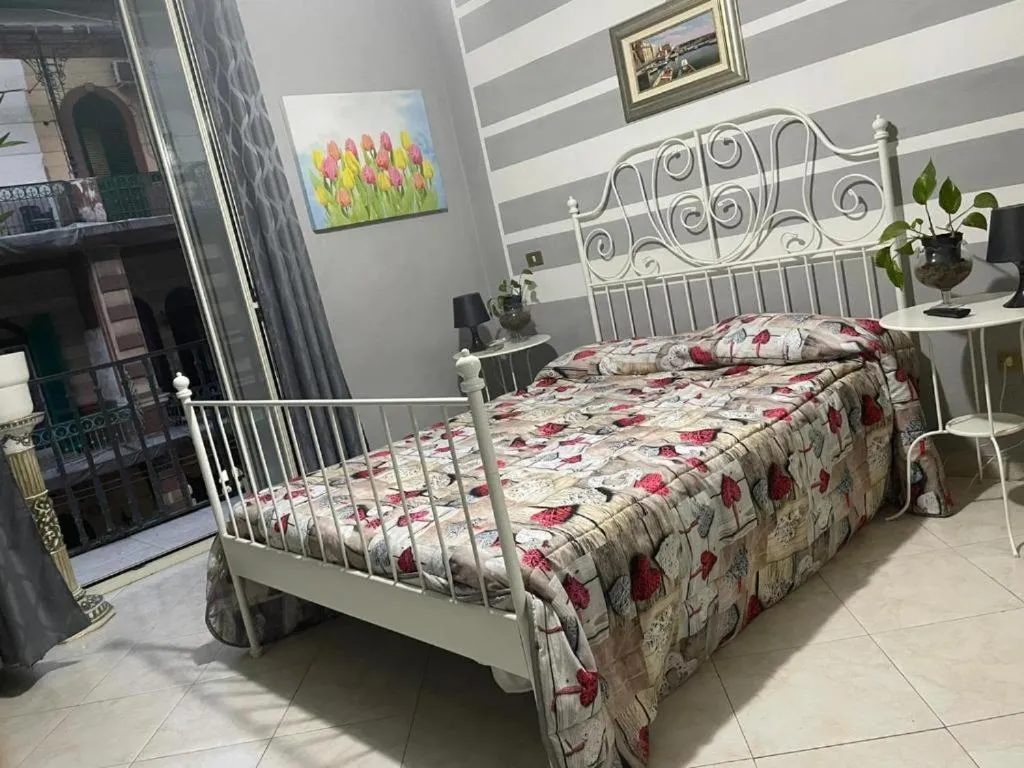 APARTMENT CITY VIEW ONE BEDROOM Room, Iris, Naples