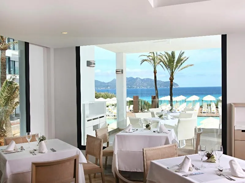 Restaurant, Iberostar Waves Cala Millor, Majorca