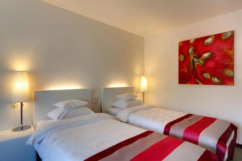 General view, Hotel Mitland, Amsterdam