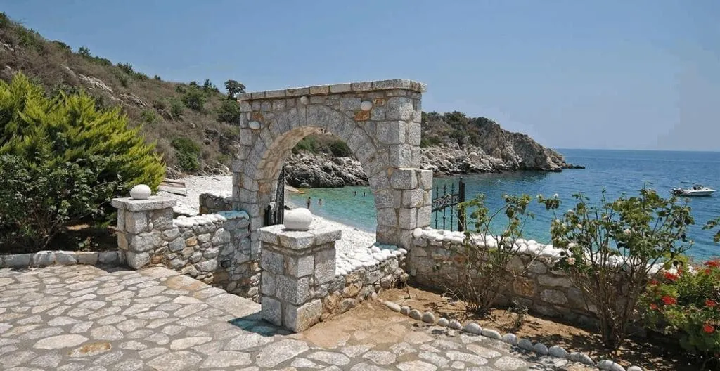 Terrace, Lalloudes Hotel Mani, Kalamata