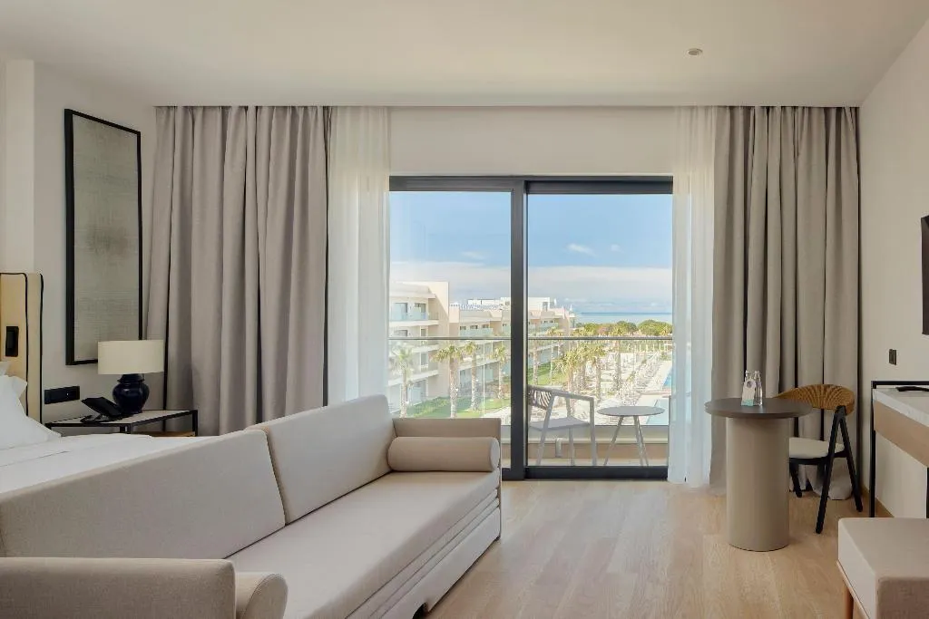 Double or Twin SEA FRONT Room, Melia Durres Albania, Durres