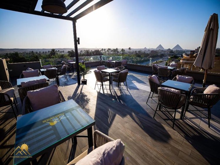 Terrace, Pyramids Sunrise Inn, Cairo