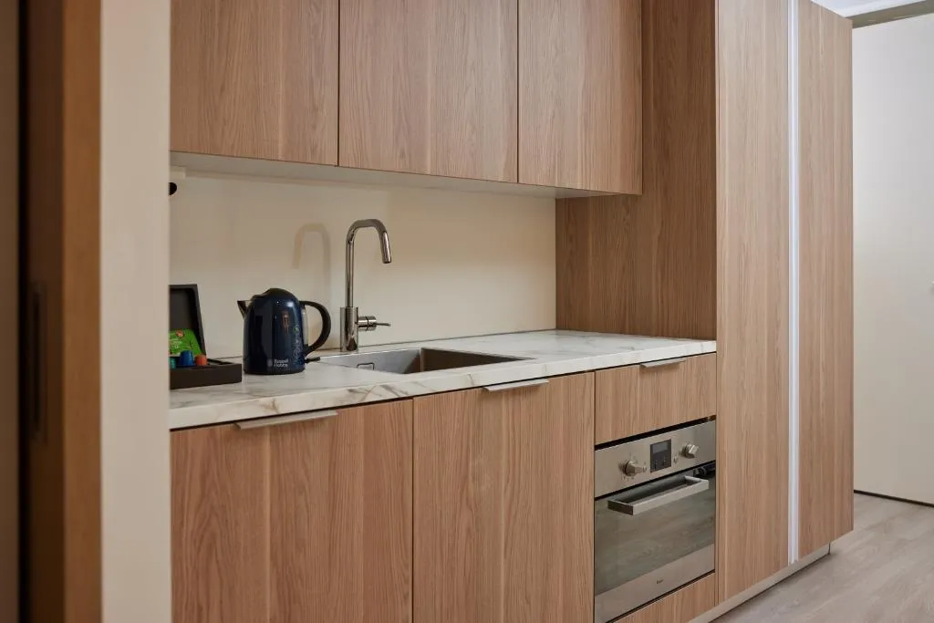 SUITE WITH KITCHENETTE Room, WestCord Fashion Hotel Amsterdam, Amsterdam