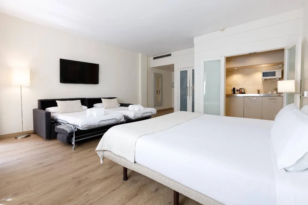 Room, Aparthotel Mariano Cubi, Barcelona