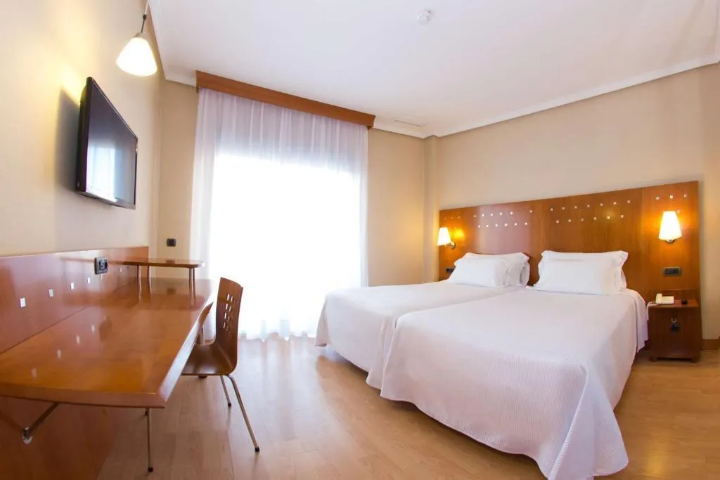 FAMILY ROOM CONNECTING ROOM Room, NH San Pedro de Alcántara, Costa Del Sol