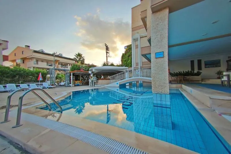 Pool, Erdenhan Apart, Dalaman