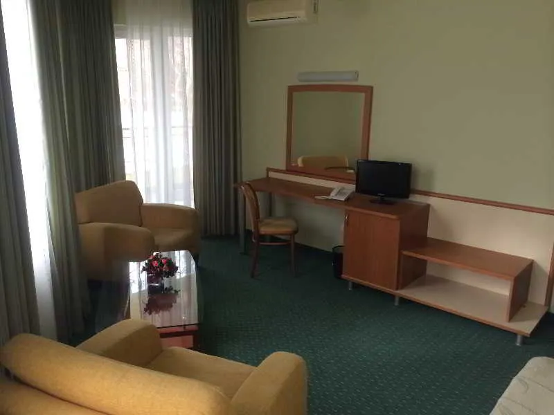 Room, Benvita, Varna