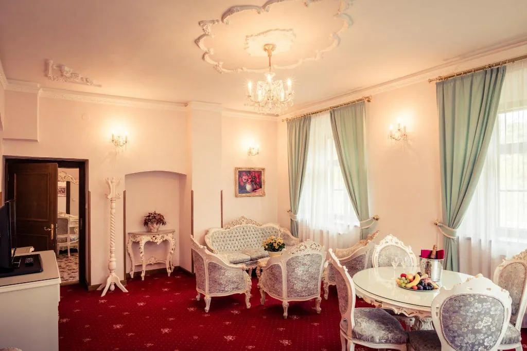 SUITE QUEEN SIZE BED Room, LH Hotel Gold, Prague