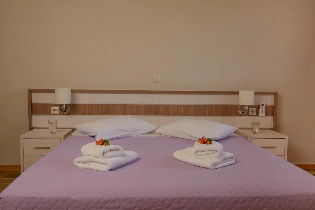 Room, Lenikos Resort, Crete