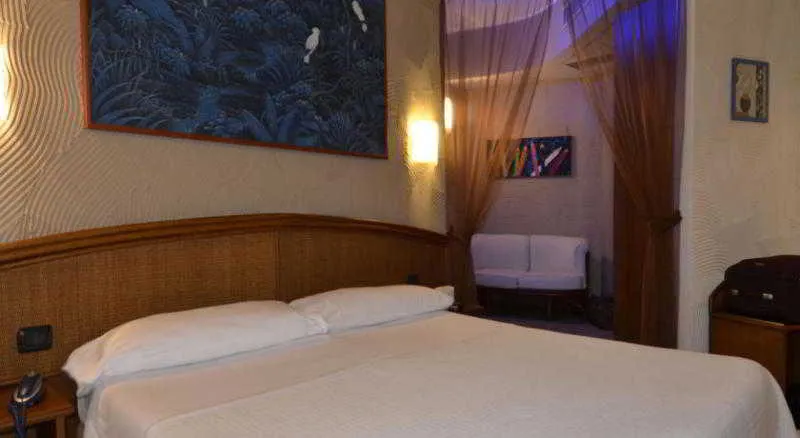 Room, Welcome Hotel, Milan