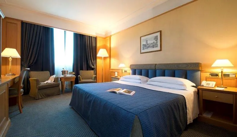 General view, Grand Hotel Barone Di Sassj, Milan