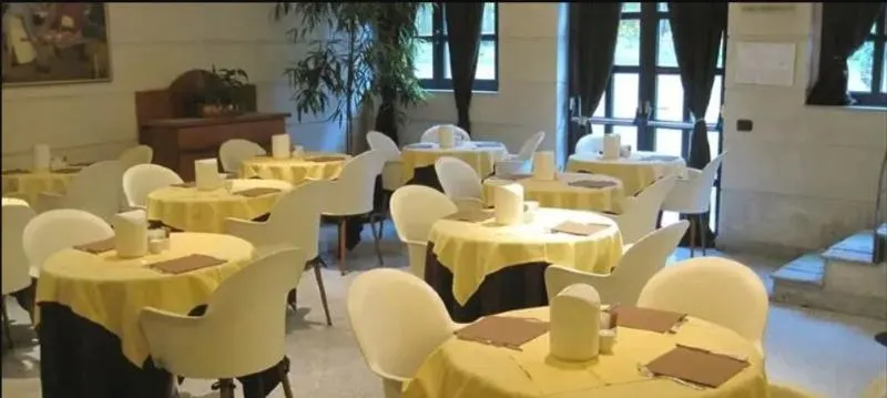 Lobby, B&B Hotel Prestige Ornago, Milan