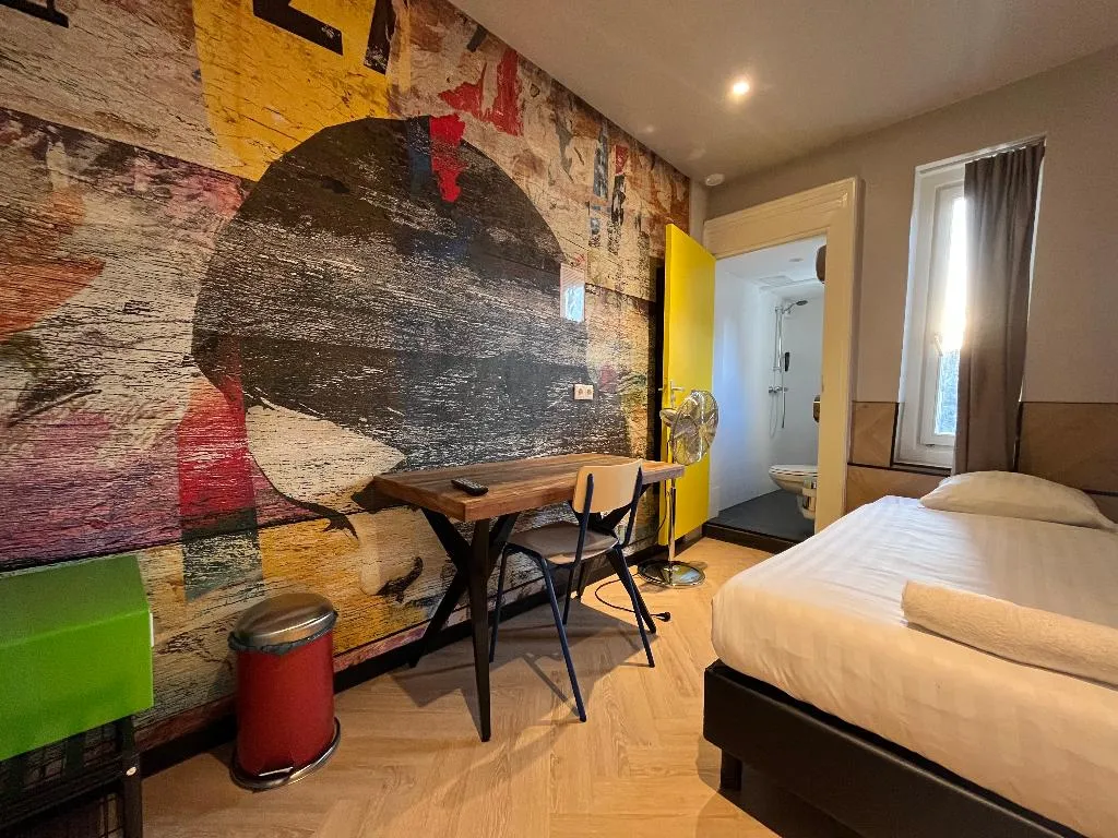 SINGLE STANDARD Room, Heart Of Amsterdam, Amsterdam