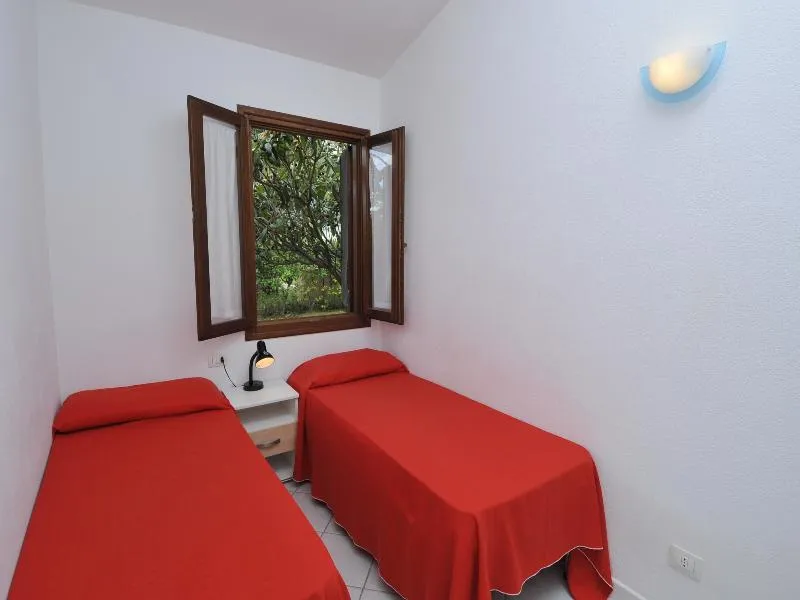 Room, Complessi Residenziali Le Canne e Le Canne Mare, Olbia