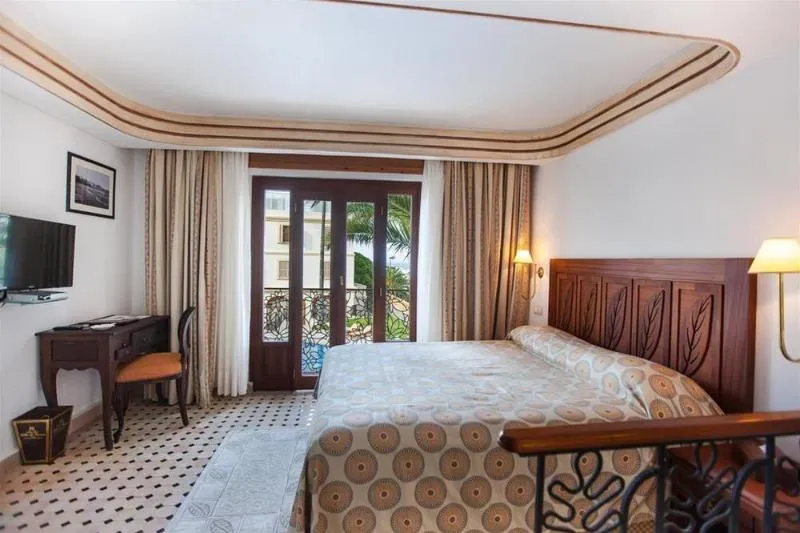 TRIPLE SUPERIOR Room, Grand Hotel Villa de France, Tangier