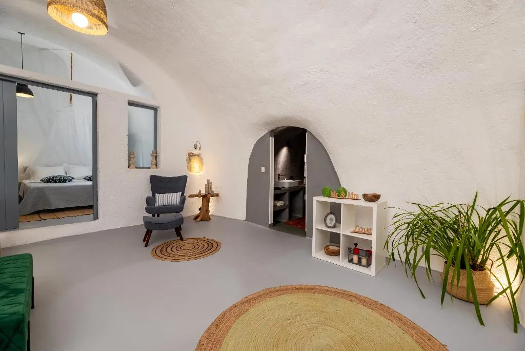 VILLA LUXURY TWO BEDROOMS Room, 1812 Caves 'n Mansion, Santorini