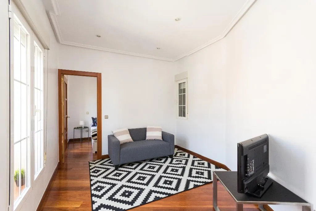 APARTMENT ONE BEDROOM Room, Smartr La Latina, Madrid