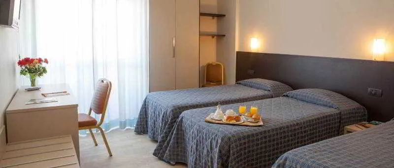 Room, Auto Park, Florence