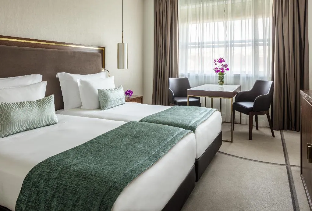FAMILY ROOM DELUXE Room, Tivoli Avenida Liberdade Lisboa, Lisbon