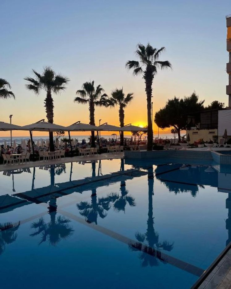 Blue Marine Beach Hotel, Durres