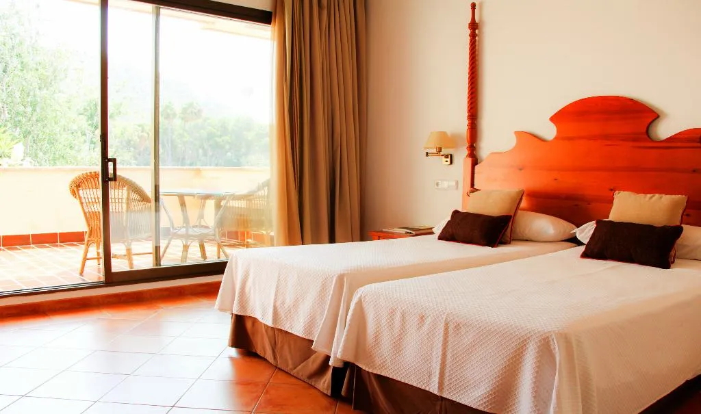 DOUBLE SINGLE USE STANDARD Room, Golf Santa Ponsa, Majorca