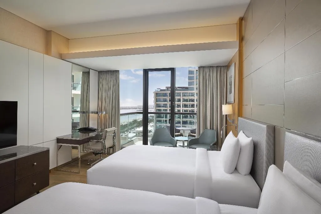 SUITE SEA VIEW TWO BEDROOMS Room, Hilton Dubai Palm Jumeirah, Dubai