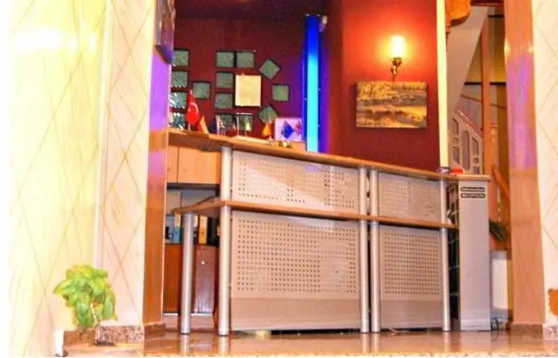 Lobby, Diethness, Athens