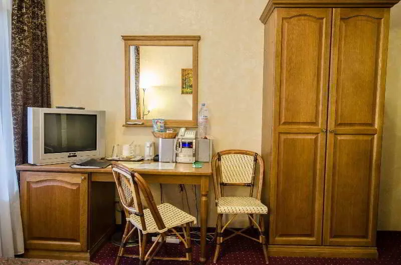 Room, Monte Kristo, Riga
