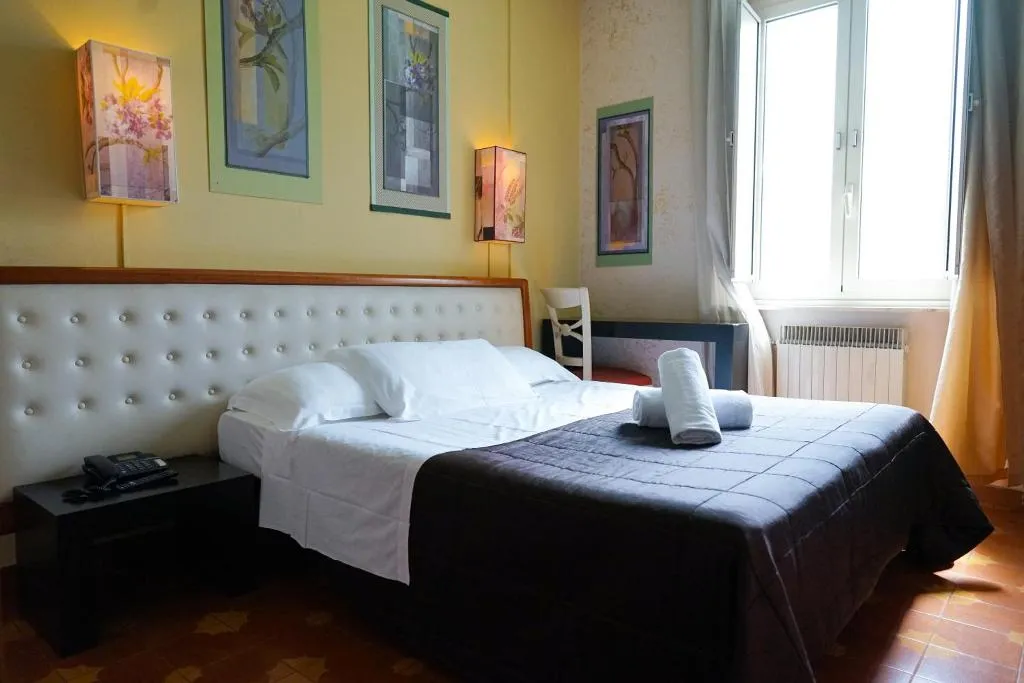 DOUBLE ECONOMY Room, Roma Room, Rome