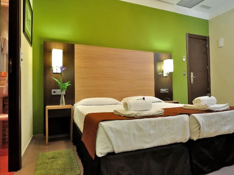 Room, Ballesta, Madrid