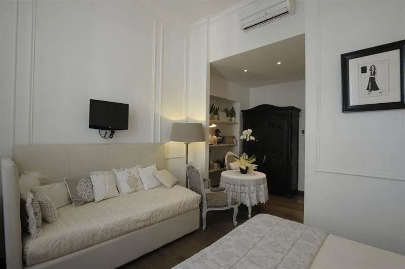 Room, B&B with a View La Dimora degli Angeli, Florence