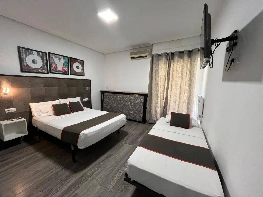 TRIPLE STANDARD Room, Hello Feria, Madrid
