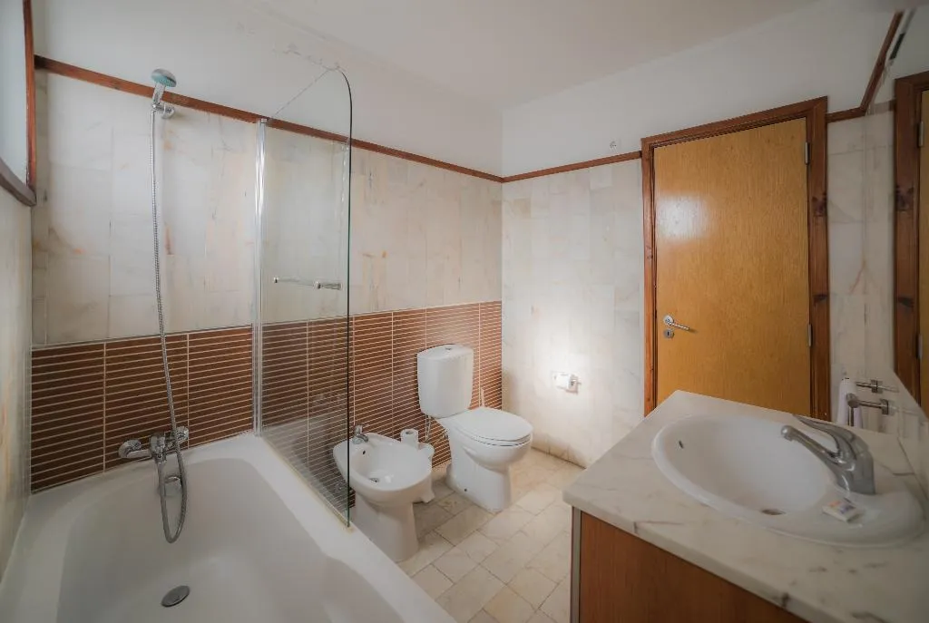 APARTMENT TWO BEDROOMS Room, Marina Buzios by Garvetur, Algarve