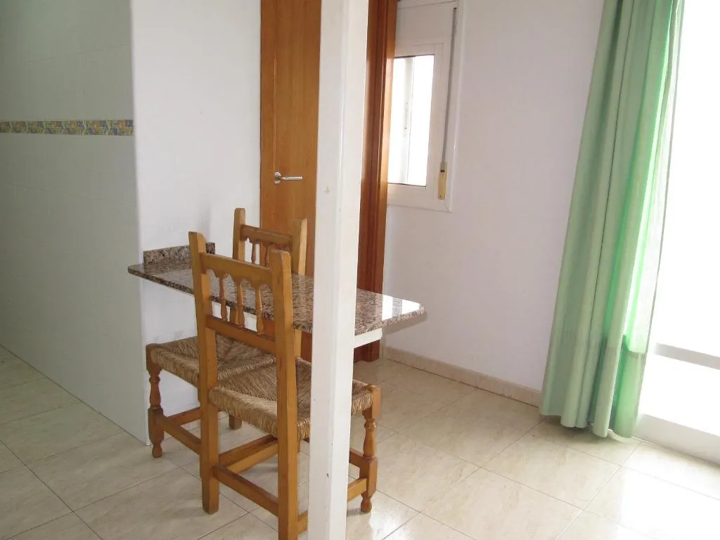STUDIO CAPACITY 2 Room, Corcega, Costa Dorada