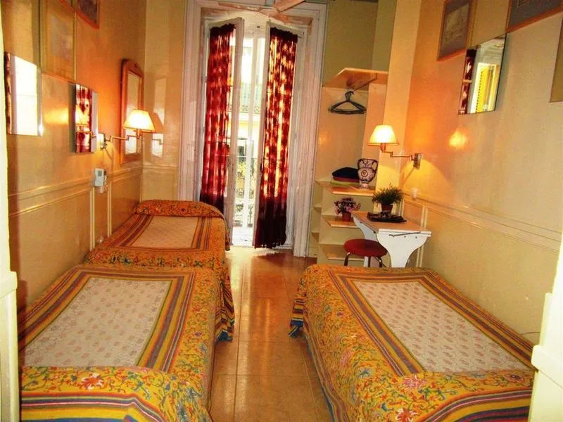 General view, OYO Hostal La Fontana, Madrid