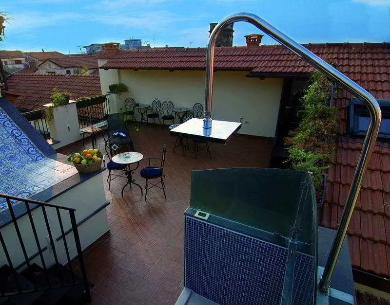 Terrace, Maison Tofani, Naples
