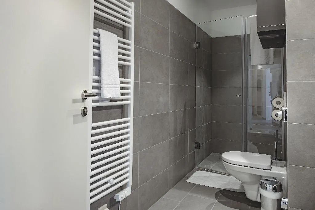 APARTMENT CAPACITY 4 ONE BEDROOM Room, OLIVER urban, Vienna