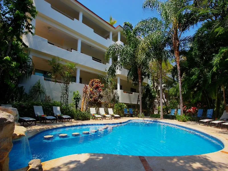Pool, Riviera Maya Suites, Playa Del Carmen
