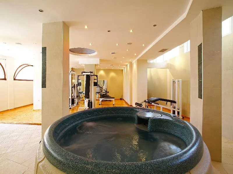Sports and Entertainment, Bintzan Inn, Corfu