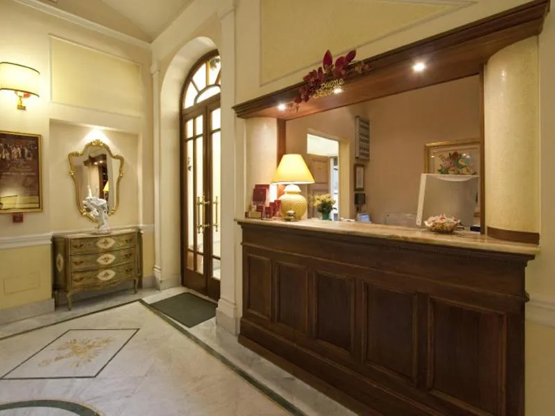 Lobby, Astoria Garden, Rome