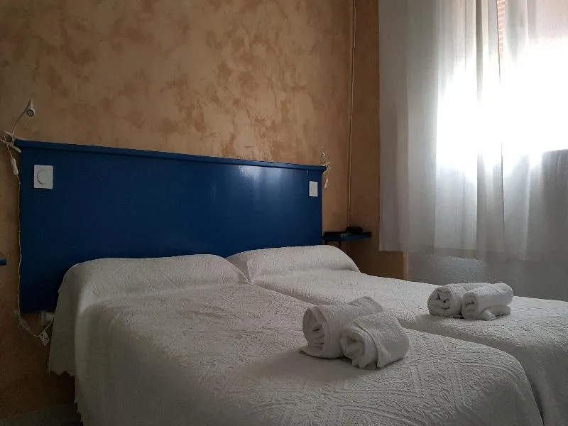 Double or Twin STANDARD Room, Pension Giraldilla, Seville
