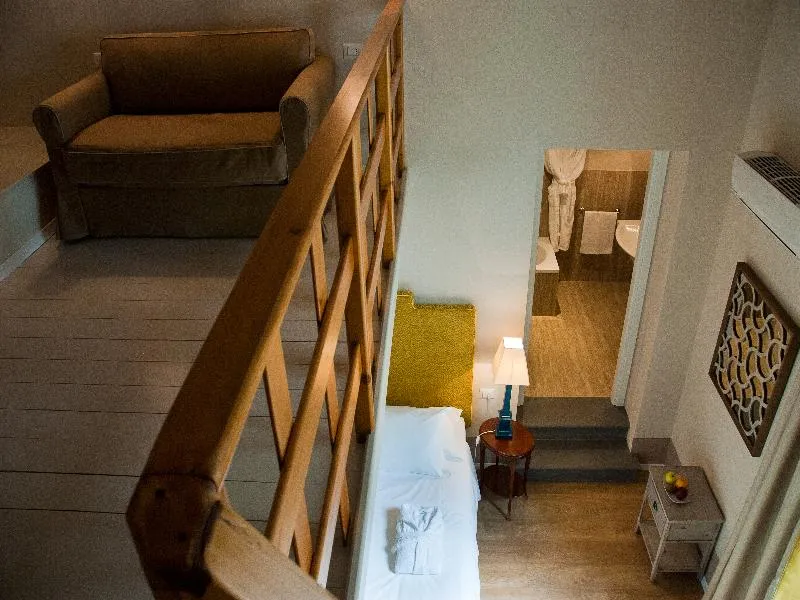 QUADRUPLE CITY VIEW Room, Black 5 Florence Suite, Florence